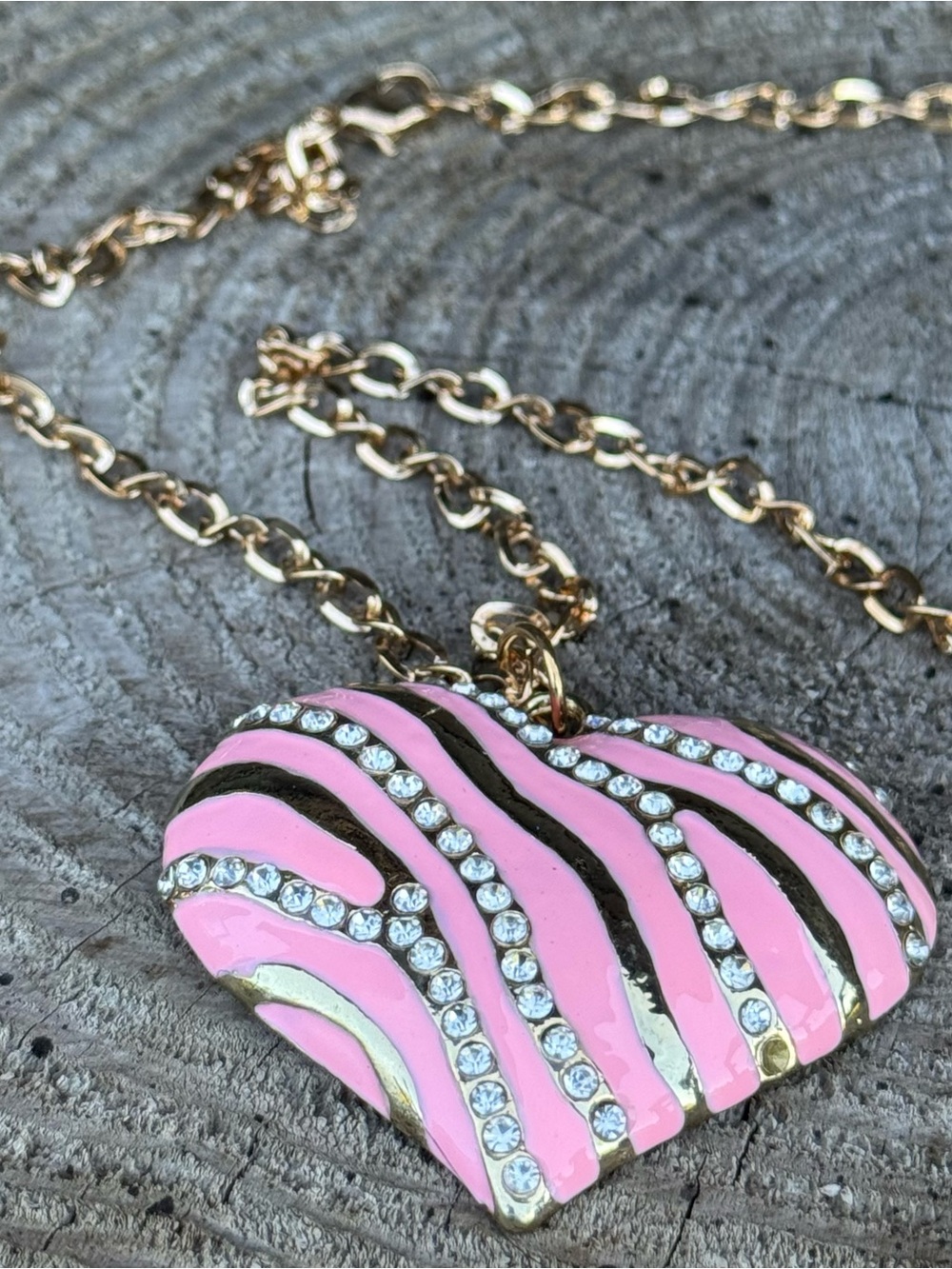Y2K Pink Heart Rhinestone Necklace Earrings Set Gold Tone Chunky Statement